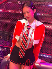 Grotesque girl Jennie Kim Ji-ni with the same color-blocked jacket, short shirt with bow tie, skirt three-piece set of women