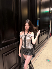 SiCii ice cake sweetheart pure desire hot girl polka dot tie one-shoulder T-halterneck design pleated slimming short top